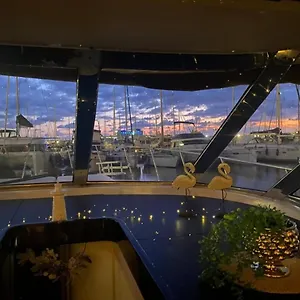 Panaby - House Boat , Palermo Italy